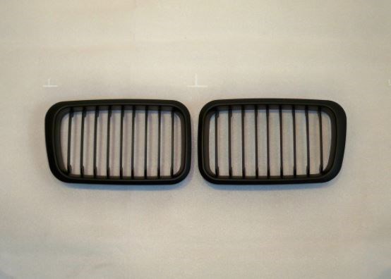 BMW E36 91~96年 水箱罩