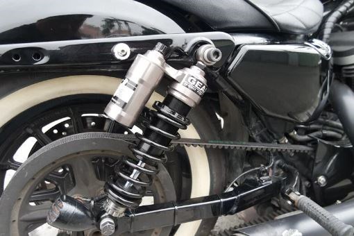 HARLEY DAVIDSON SPORTSTER XL883 H2 後避震器