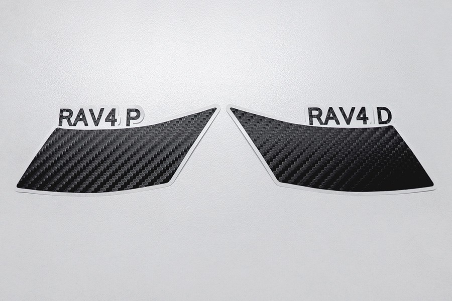 RAV4 50 系列 ROJAM 碳貼花 A 柱面板 2 件套